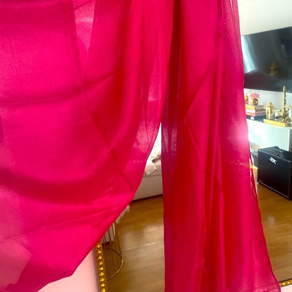 HOT PINK LARGE SCARF ALMOST 6 feet long !! - Picture 1 of 3